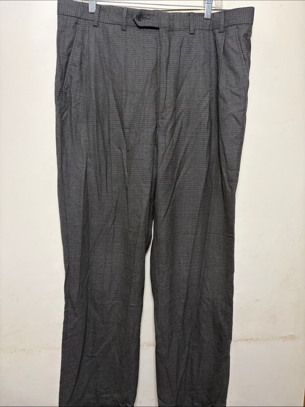 Nautica Men's Gray Micro-Pattern Dress Pants